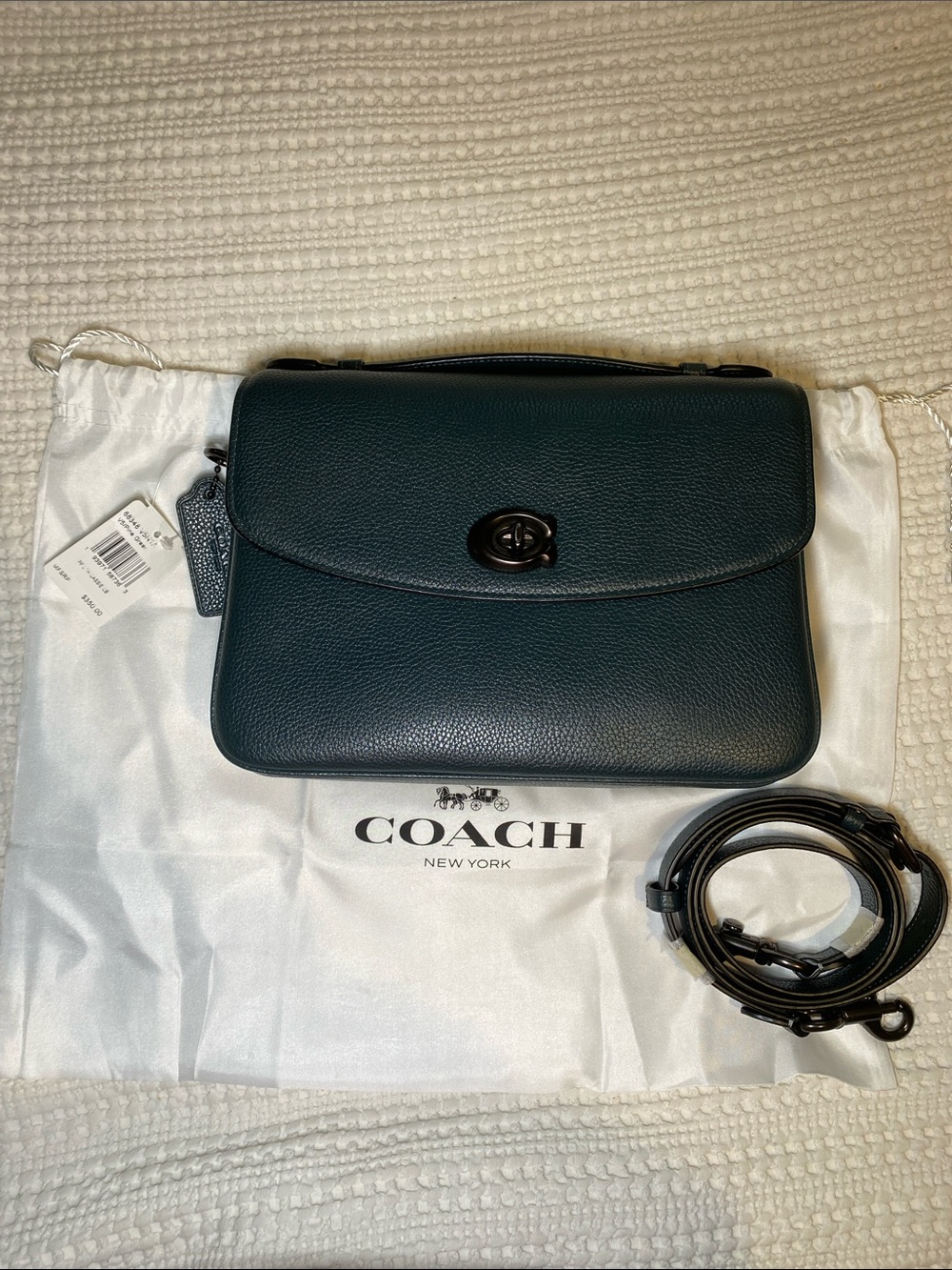 NWT Coach Cassie in Pebbled Leather Dark Green (Pine Green color) 🌲